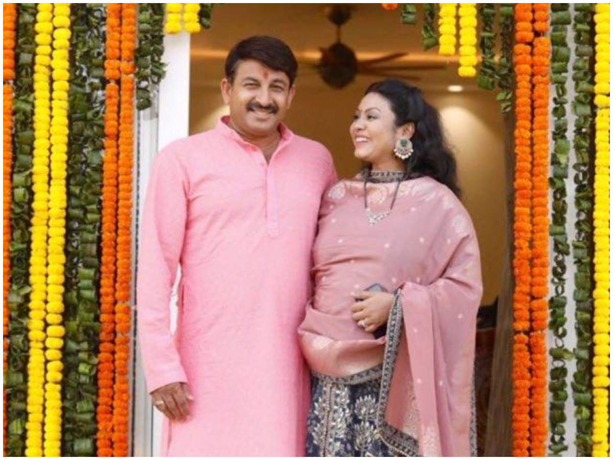 Manoj Tiwari – Biography, Wiki, Caste, Net Worth, Age, Wife, Family ...