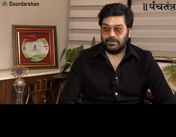 Ashutosh Rana – Biography, Wiki, Caste, Net Worth, Age, wife, Family ...