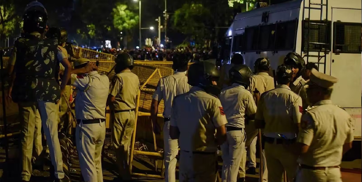 जंतर मंतर विरोध में दिल्ली पुलिस ने उन्नत निगरानी तैनात की, चेहरे पहचान तकनीक से निजता और नैतिकता पर सवाल